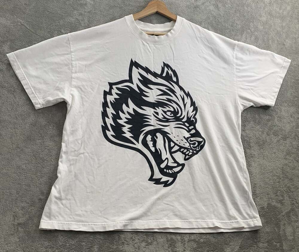Darc Sport Wolves Graphic T-Shirt Mens XL White Wolf Head Logo Numbered *FLAW
